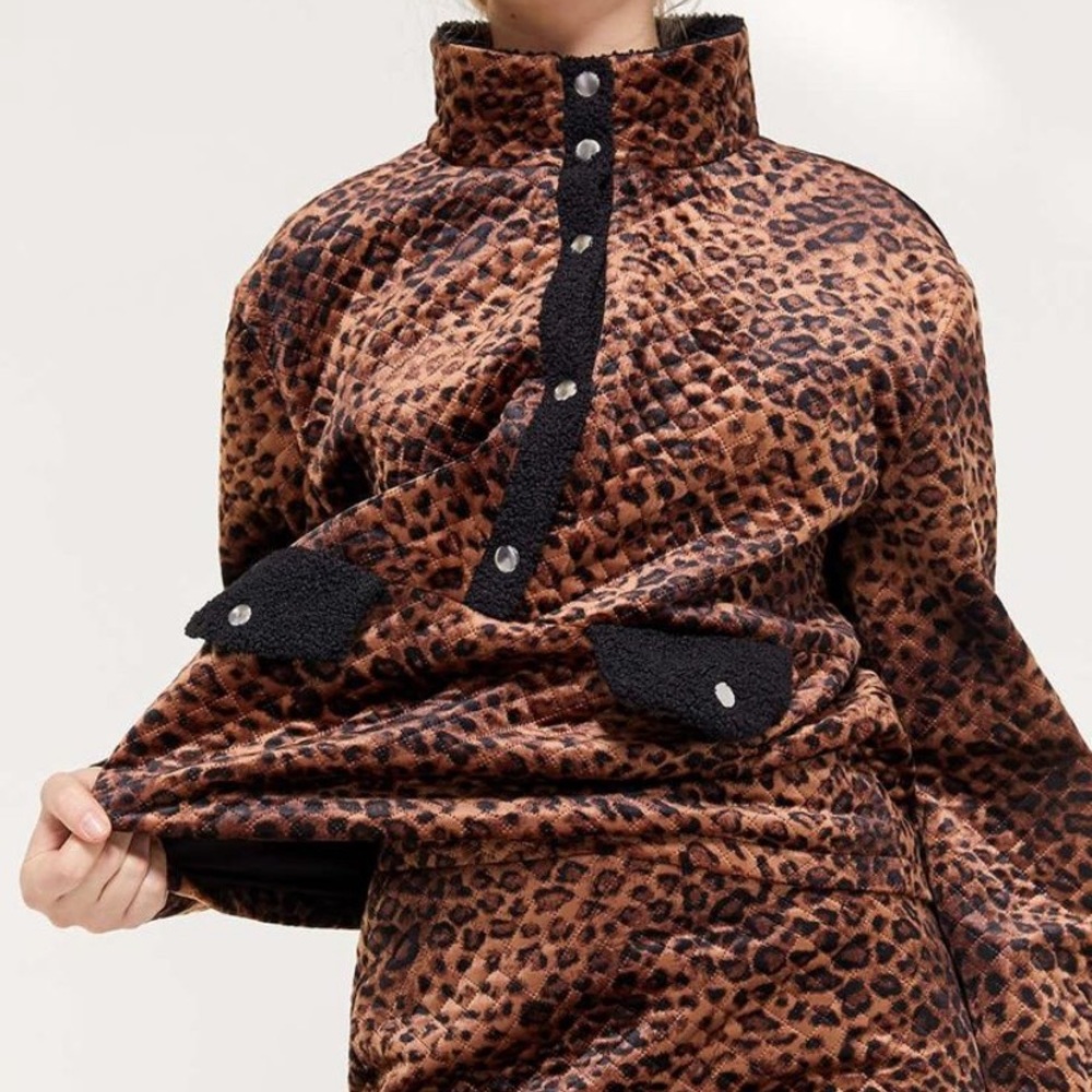 UO Winston Velvet Popover Jacket 🐆